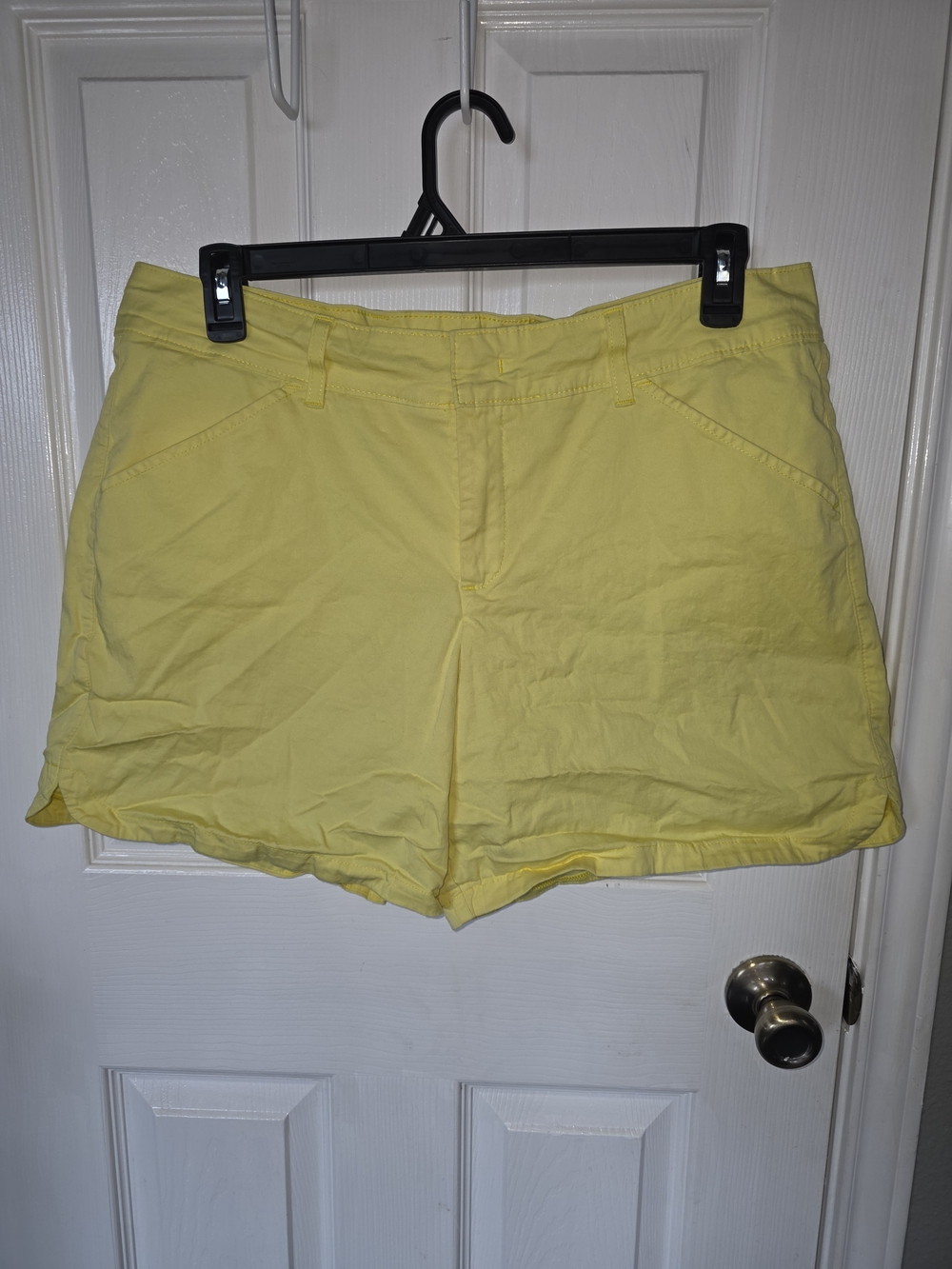 Lee Women's Yellow Cotton Bermuda Shorts
